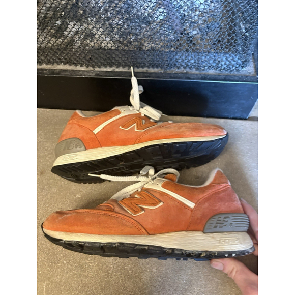 New Balance 576 Suede Orange Men’s Running Shoes Women’s 9.5 EUR 39 - Picture 3 of 8